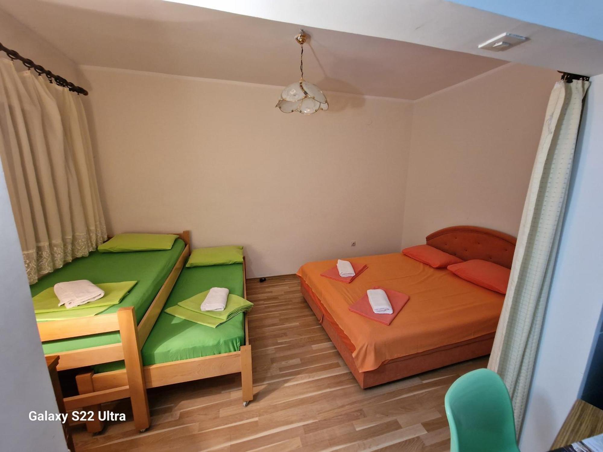 Apartments Katarina Kotor Bilik gambar